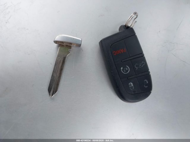 2019 CHRYSLER 300 2C3CCAEG9KH698188 Photo 10