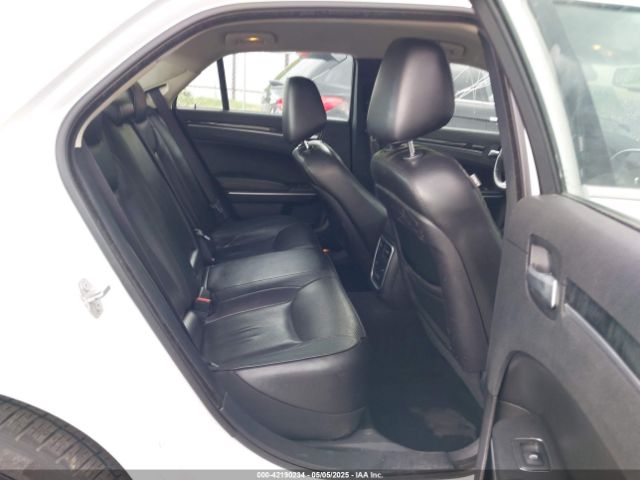 2019 CHRYSLER 300 2C3CCAEG9KH698188 Photo 7