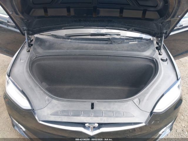 5YJXCBE21KF180203 Tesla Model X 100d/75d/long Range