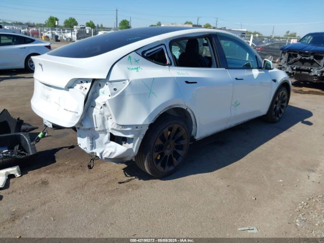 7SAYGDEE1NF364241 Tesla Model Y Long Range Dual Motor All-wheel Drive