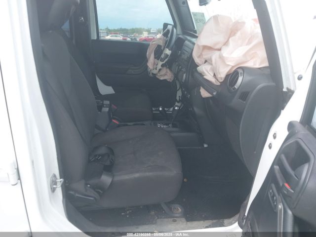 2017 JEEP WRANGLER UNLIMITED 1C4BJWDGXHL623684 Photo 4