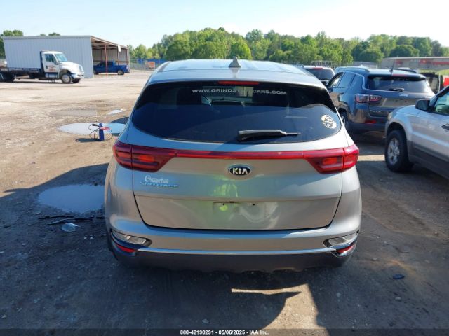 KNDPMCAC8L7628865 KIA Sportage Lx
