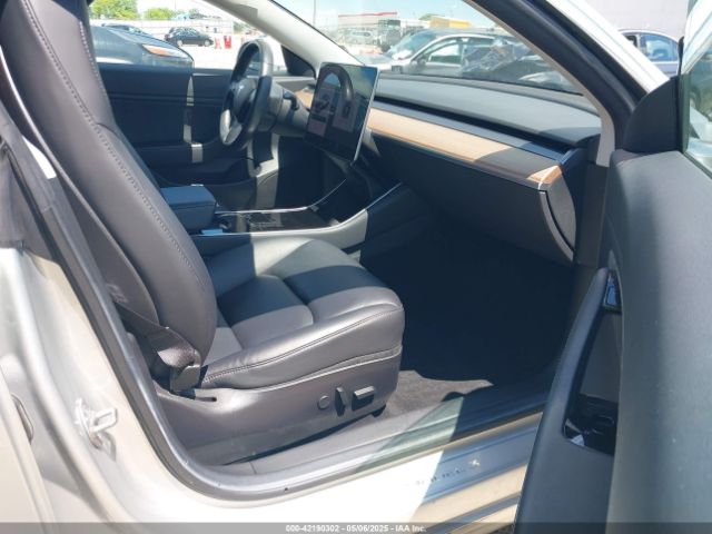 5YJ3E1EA5JF024335 Tesla Model 3 Long Range/mid Range