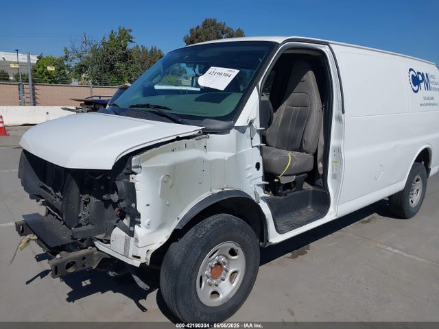 1GCWGAFFXH1338924 Chevrolet Express 2500 Work Van