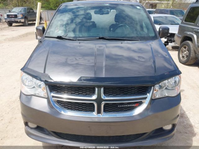 2C4RDGCG8JR129835 Dodge Grand Caravan Sxt