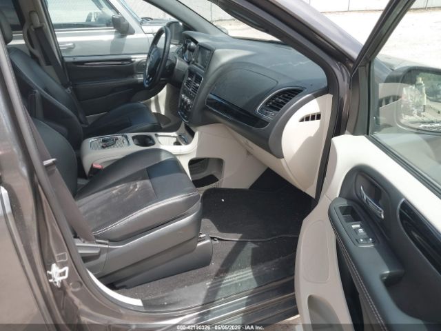 2C4RDGCG8JR129835 Dodge Grand Caravan Sxt