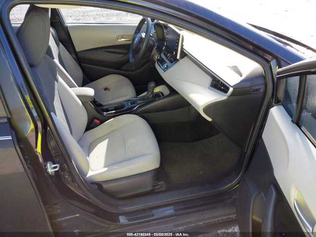 5YFEPRAE2LP110526 Toyota COROLLA LE