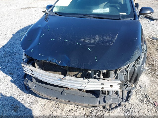 5YFEPRAE2LP110526 Toyota COROLLA LE