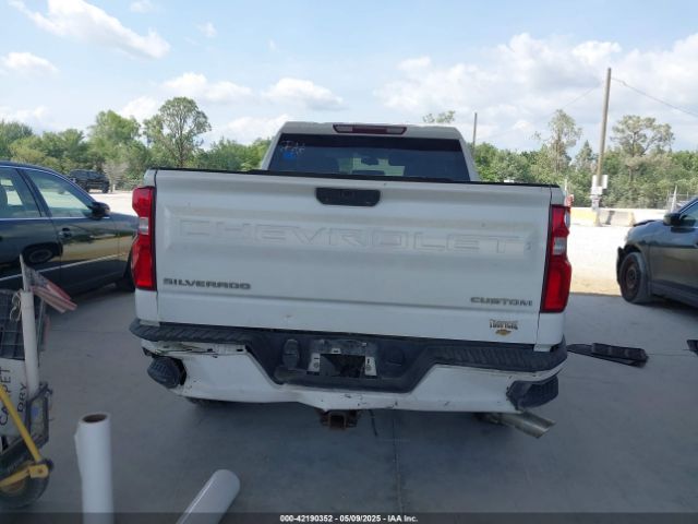 1GCRWBEH2KZ403962 Chevrolet Silverado 1500 Custom