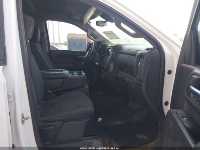 1GCRWBEH2KZ403962 Chevrolet Silverado 1500 Custom