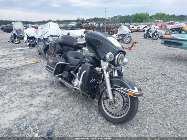 2013 HARLEY-DAVIDSON FLHTCU 1HD1FCM18DB658519