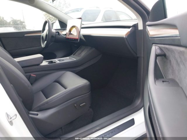 7SAYGDEEXRF059620 Tesla Model Y Long Range Dual Motor All-wheel Drive