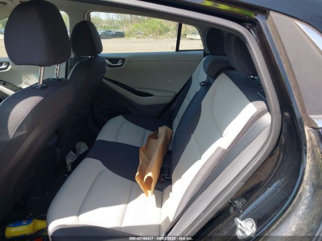 KMHC75LC0KU128967 Hyundai Ioniq Hybrid Sel