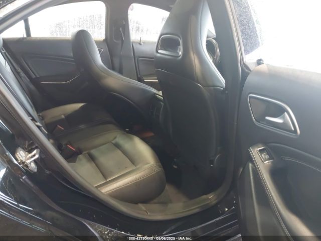 2018 MERCEDES-BENZ CLA 250 WDDSJ4GB0JN656567 Photo 7