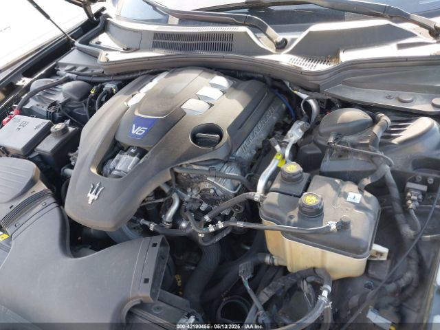2017 MASERATI QUATTROPORTE ZAM56RRL5H1204266 Photo 9