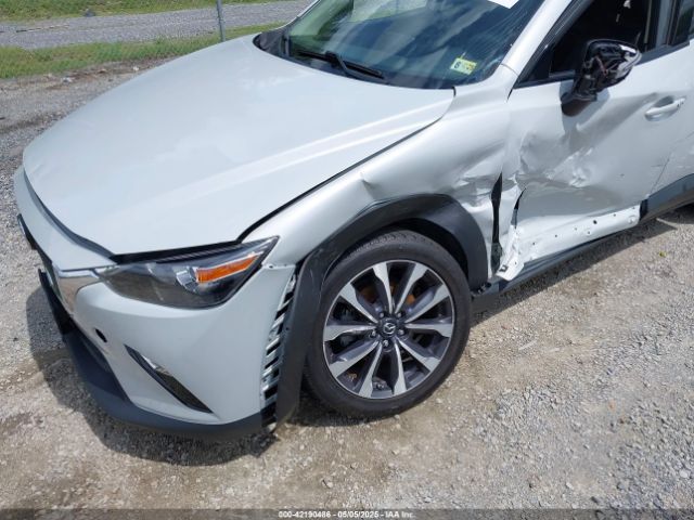 JM1DKFC78K0403122 Mazda Cx-3 Touring