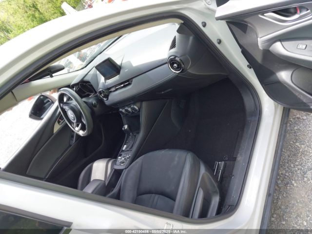 JM1DKFC78K0403122 Mazda Cx-3 Touring