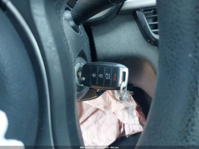 5XXGT4L3XHG162392 KIA Optima Lx