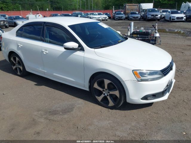 3VWD17AJ2EM201544 auction archive image