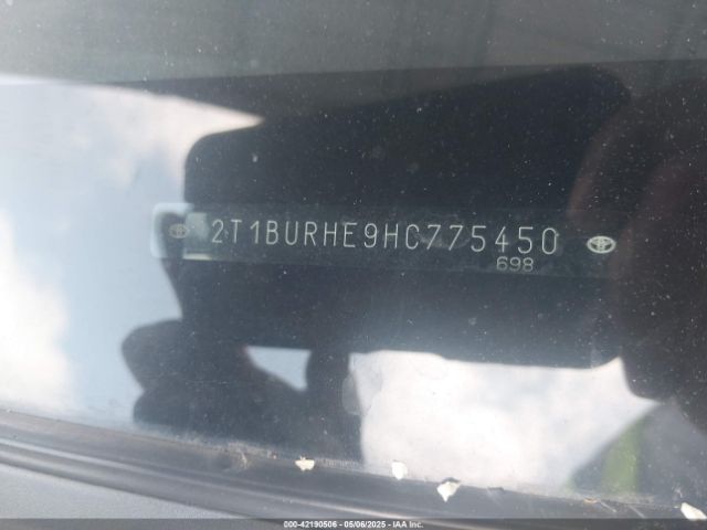 2T1BURHE9HC775450 Toyota COROLLA LE
