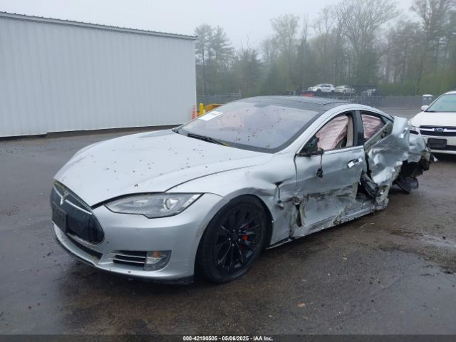 2014 TESLA MODEL S 5YJSA1H18EFP30143 Photo 1