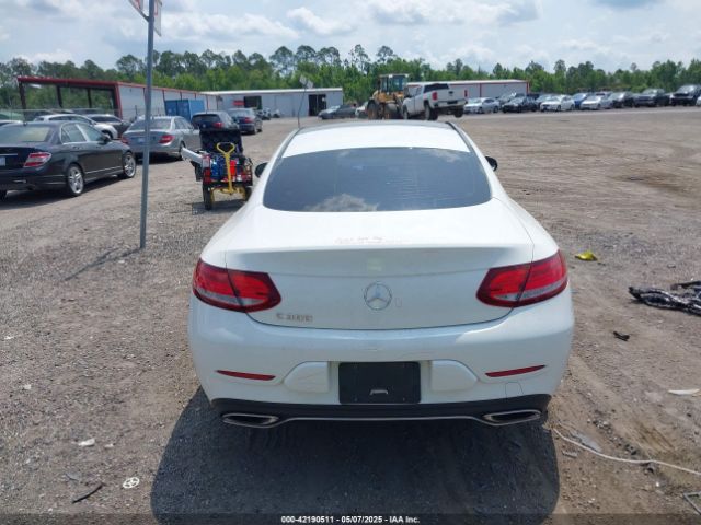 WDDWJ4JB1JF629561 Mercedes-Benz C 300
