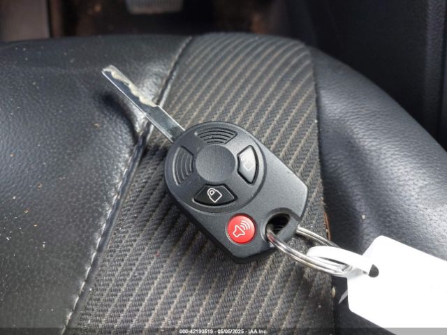 1FMCU9G91GUA83186 Ford ESCAPE SE