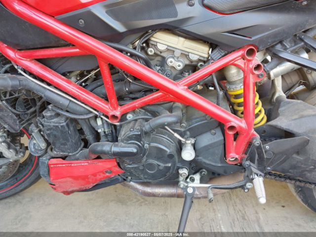 2013 DUCATI STREETFIGHTER ZDM11BMV9DB014089 Photo 8