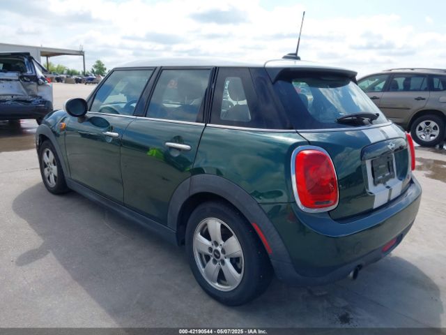 2016 MINI HARDTOP WMWXU1C52G2D10035 Photo 2