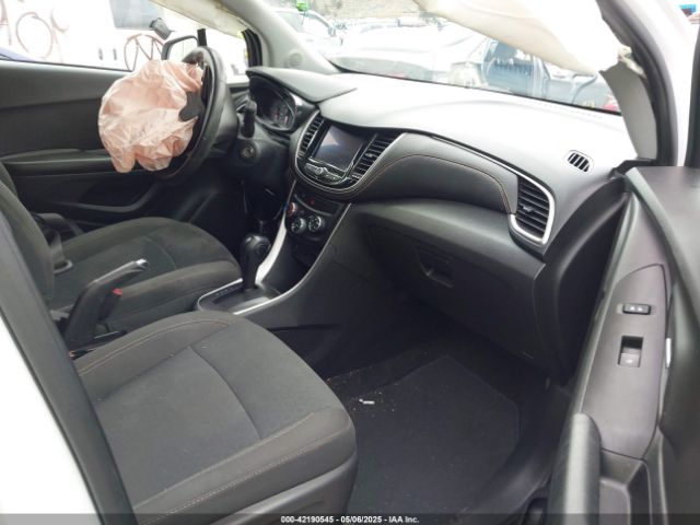 2021 CHEVROLET TRAX KL7CJKSB4MB320840 Photo 4