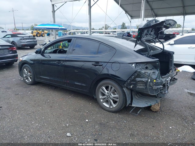 5NPD84LF1JH374770 Hyundai mpi nu