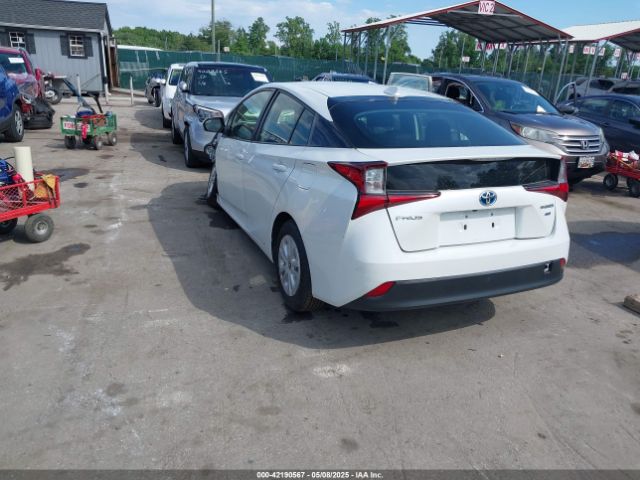 JTDKAMFU1N3162636 Toyota Prius L