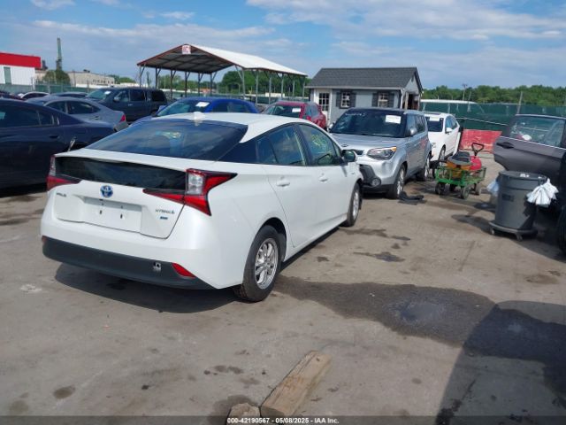 JTDKAMFU1N3162636 Toyota Prius L