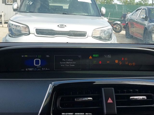 JTDKAMFU1N3162636 Toyota Prius L