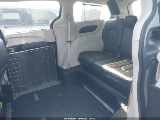 2020 CHRYSLER PACIFICA 2C4RC1BG9LR276279 Photo 7