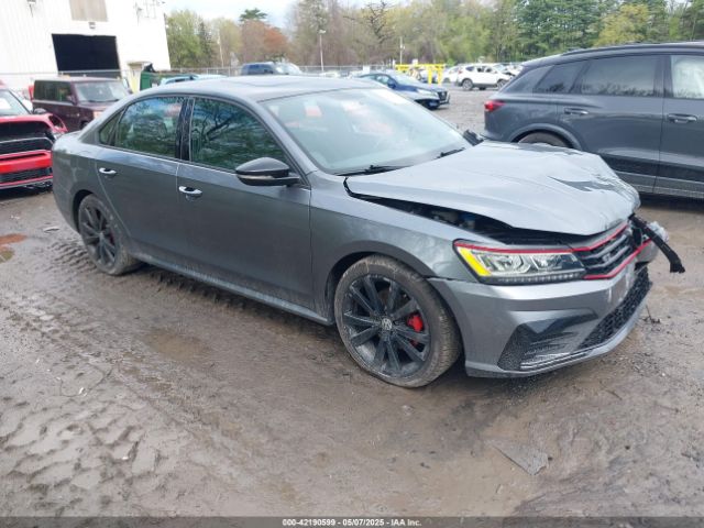 1VWJM7A37JC040728 auction archive image