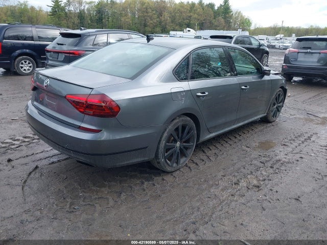 1VWJM7A37JC040728 Volkswagen Passat 3.6l V6 Gt