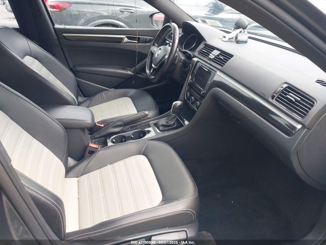 1VWJM7A37JC040728 Volkswagen Passat 3.6l V6 Gt