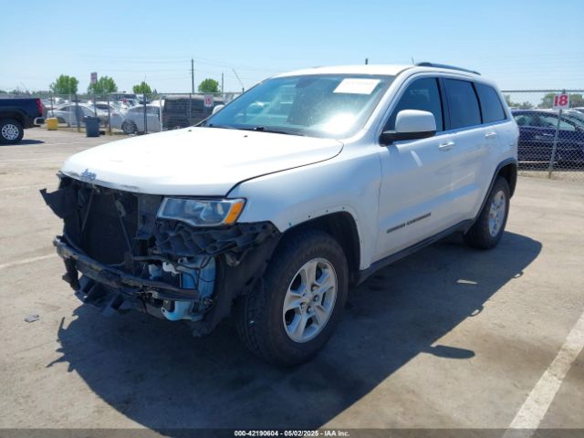 1C4RJEAGXHC846126 Jeep Grand Cherokee Laredo 4x2