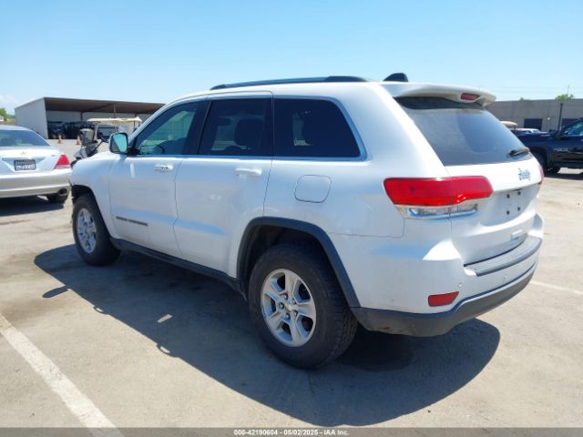 1C4RJEAGXHC846126 Jeep Grand Cherokee Laredo 4x2