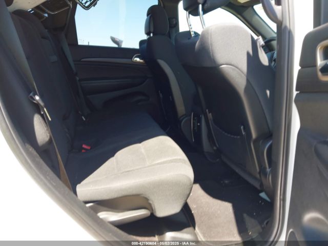 1C4RJEAGXHC846126 Jeep Grand Cherokee Laredo 4x2