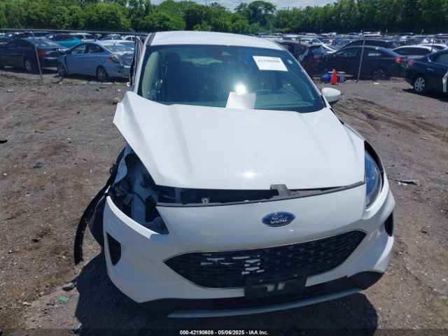 1FMCU9G61LUC53241 Ford ESCAPE SE