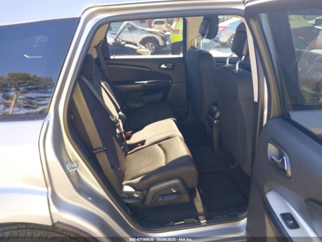 3C4PDCBG4HT563310 Dodge Journey Sxt