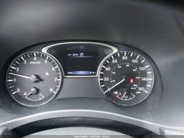 5N1DR2MM7JC675369 Nissan Pathfinder S