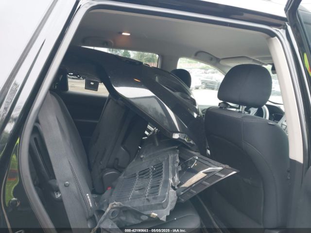 5N1DR2MM7JC675369 Nissan Pathfinder S