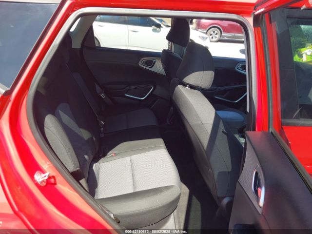 KNDJ23AU0N7182606 KIA SOUL LX