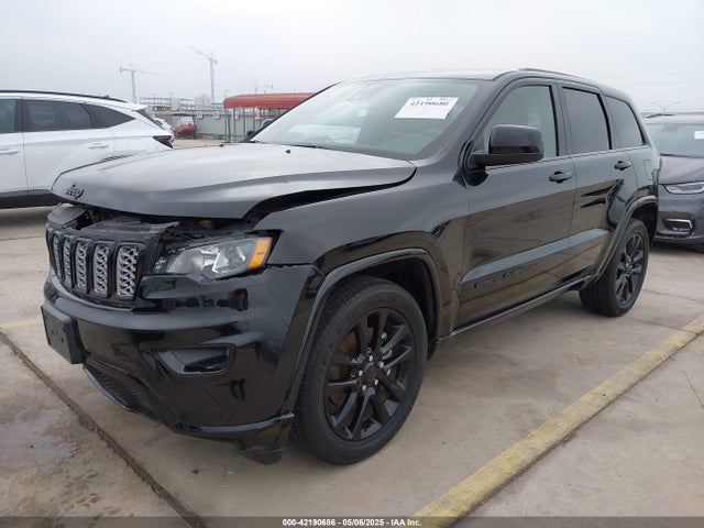 1C4RJEAG8MC714539 Jeep Grand Cherokee Laredo X 4x2