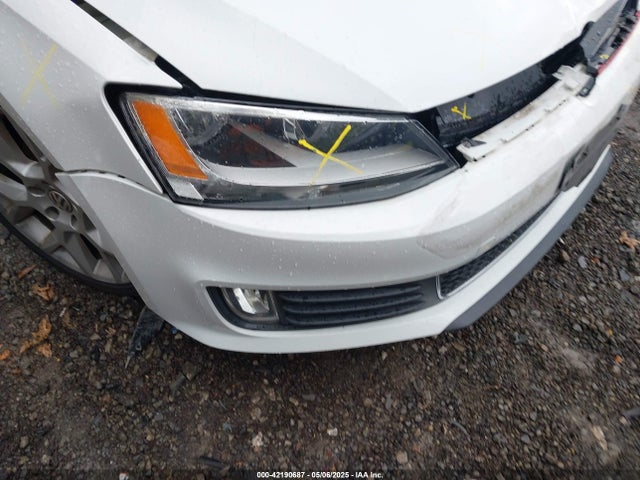 3VW4T7AJ7EM315601 Volkswagen Jetta Gli Edition 30