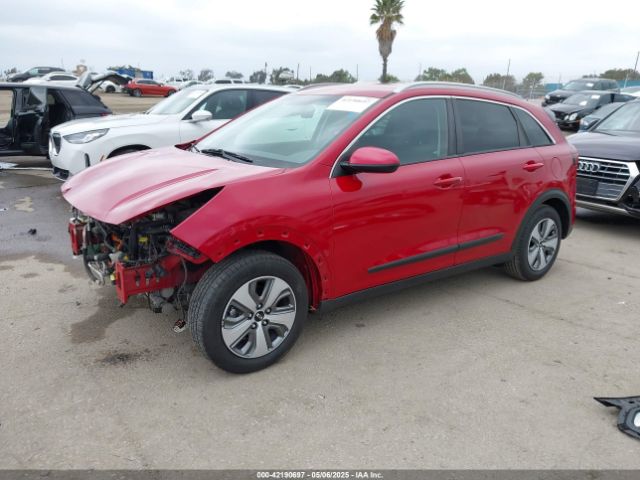 KNDCB3LCXJ5177772 KIA NIRO LX