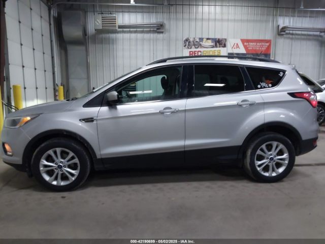 1FMCU0GD9JUA97795 Ford ESCAPE SE